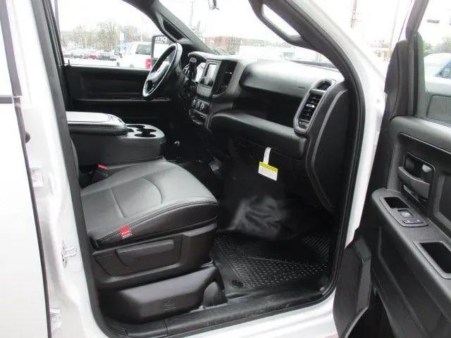 2023 Ram 3500 Tradesman Crew Cab 4x4 8' Box