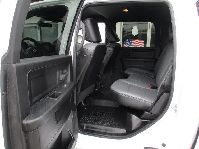 2023 Ram 3500 Tradesman Crew Cab 4x4 8' Box