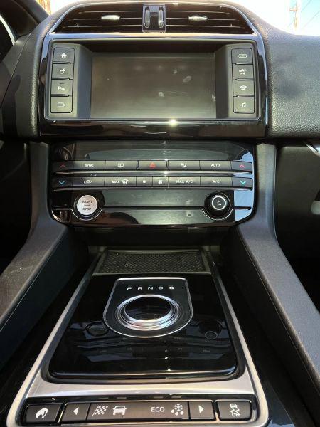 2017 Jaguar F-PACE 35t Premium