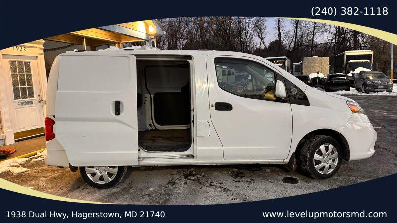 2014 Nissan NV200 SV