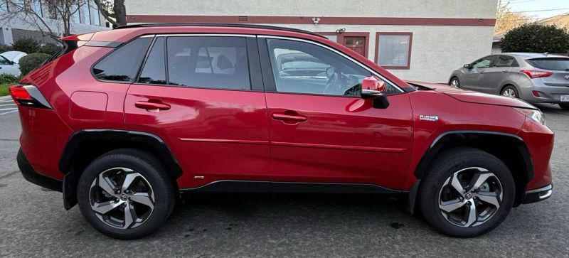 2021 Toyota RAV4 Prime SE