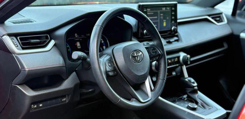 2021 Toyota RAV4 Prime SE