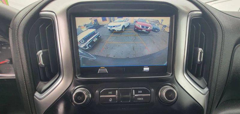 2021 Chevrolet Silverado 1500 4WD Crew Cab Short Bed RST