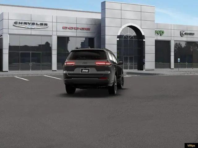 2026 Jeep Grand Cherokee L Laredo 4x4
