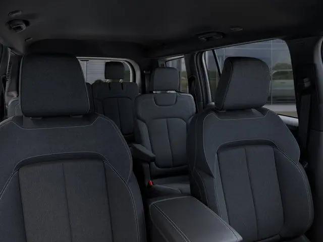 2026 Jeep Grand Cherokee L Laredo 4x4
