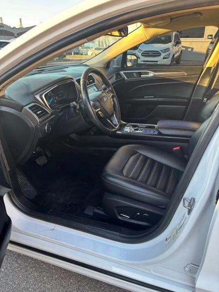 2019 Ford Fusion SEL