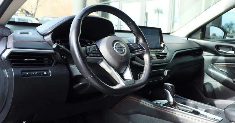 2020 Nissan Altima SR Intelligent AWD