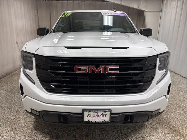 2025 GMC Sierra 1500 4WD Crew Cab Short Box Elevation with 3SB
