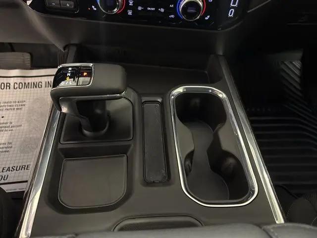 2025 GMC Sierra 1500 4WD Crew Cab Short Box Elevation with 3SB
