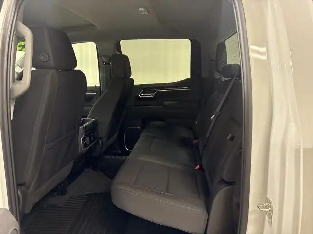 2025 GMC Sierra 1500 4WD Crew Cab Short Box Elevation with 3SB