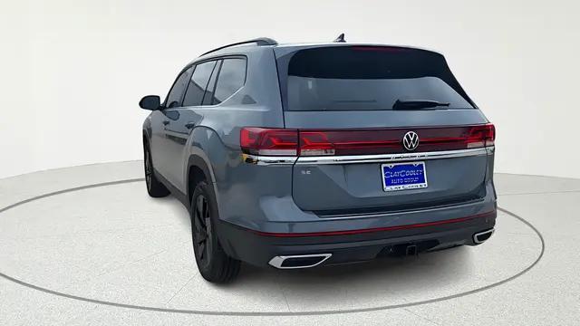 2026 Volkswagen Atlas SE with Technology