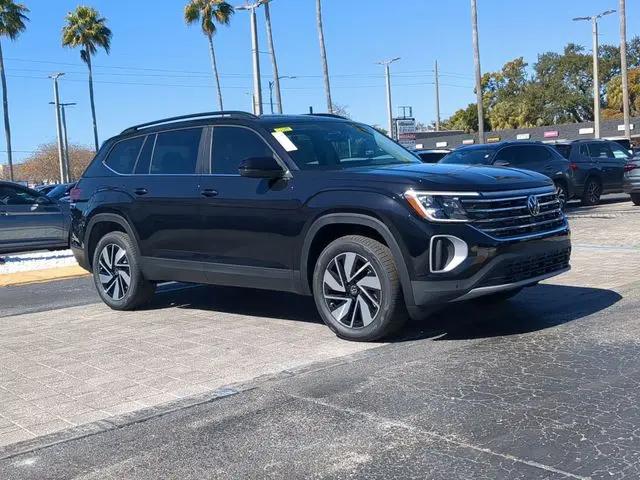 2026 Volkswagen Atlas SE with Technology
