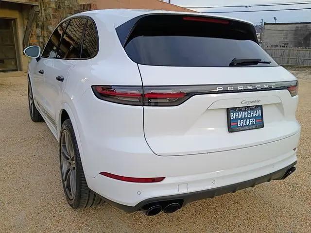 2020 Porsche Cayenne Cayenne