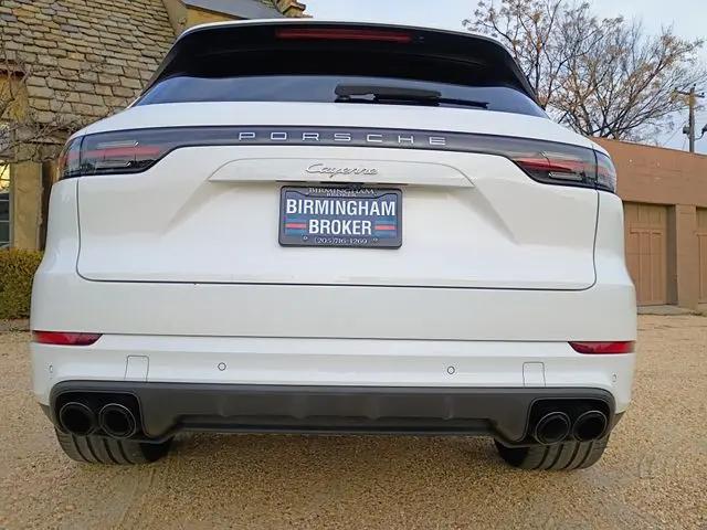 2020 Porsche Cayenne Cayenne