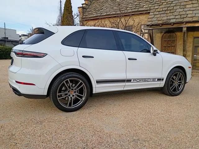2020 Porsche Cayenne Cayenne