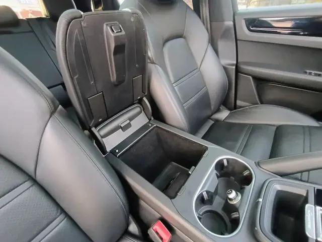 2020 Porsche Cayenne Cayenne