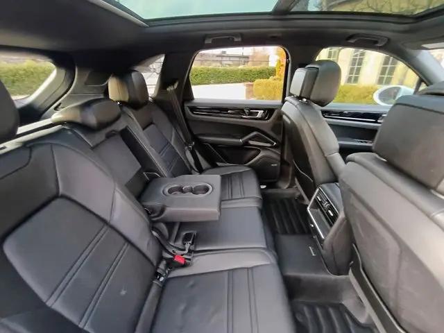 2020 Porsche Cayenne Cayenne