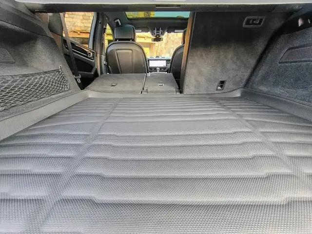 2020 Porsche Cayenne Cayenne
