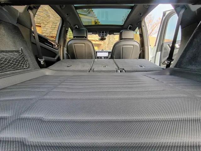 2020 Porsche Cayenne Cayenne