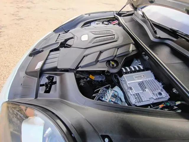 2020 Porsche Cayenne Cayenne