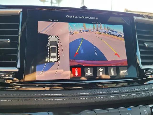 2026 Chrysler Pacifica Select AWD