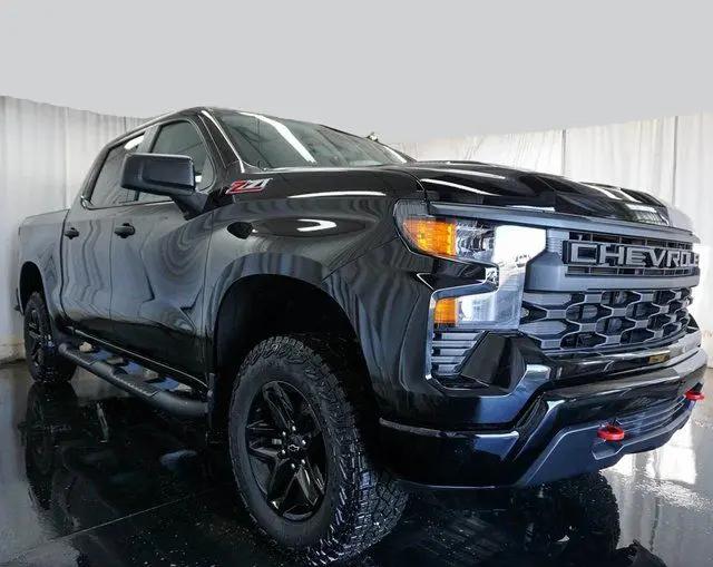 2026 Chevrolet Silverado 1500 4WD Crew Cab Short Bed Custom Trail Boss