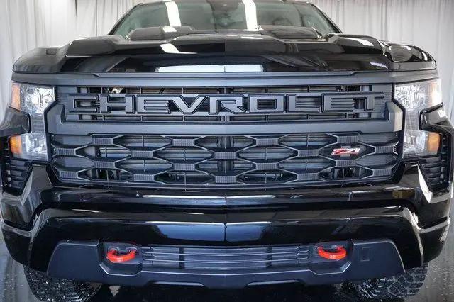2026 Chevrolet Silverado 1500 4WD Crew Cab Short Bed Custom Trail Boss