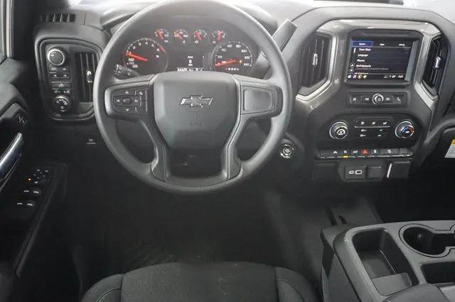 2026 Chevrolet Silverado 1500 4WD Crew Cab Short Bed Custom Trail Boss