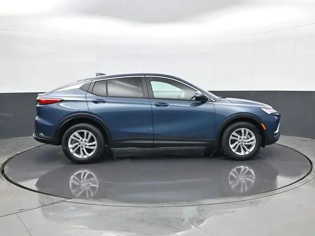 2026 Buick NV Preferred FWD