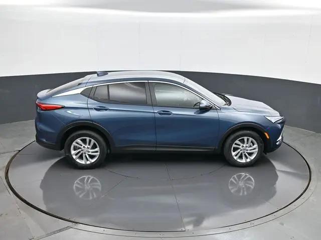 2026 Buick NV Preferred FWD