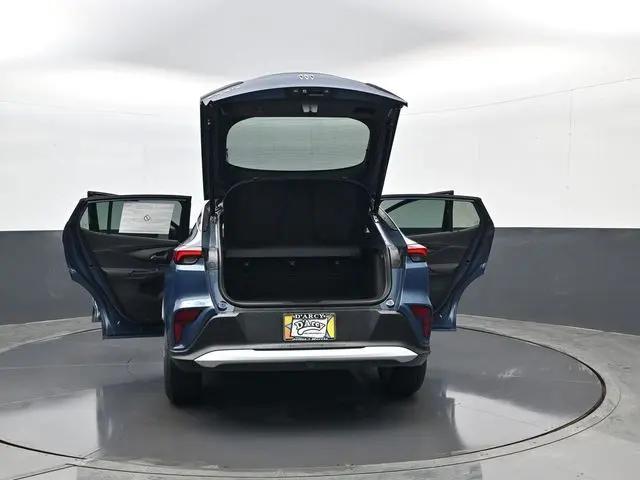 2026 Buick NV Preferred FWD