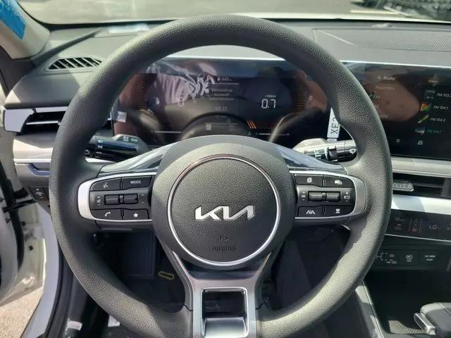 2026 Kia K5 LXS FWD