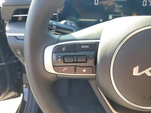 2026 Kia K5 LXS FWD