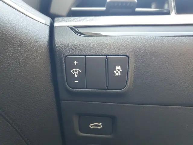 2026 Kia K5 LXS FWD