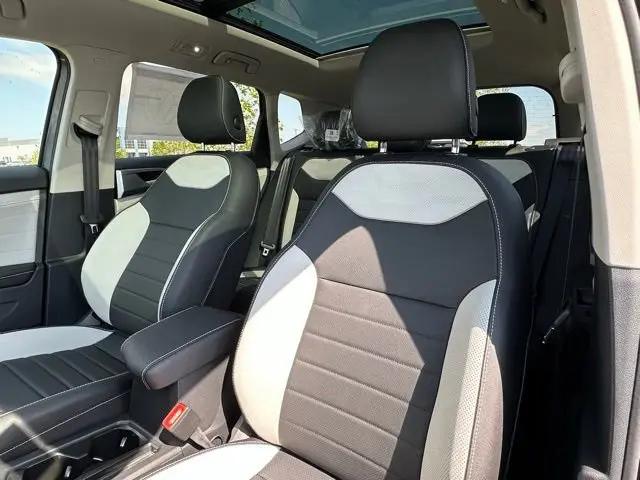 2026 Volkswagen Taos SEL