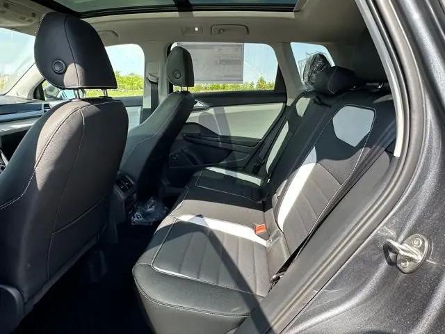 2026 Volkswagen Taos SEL