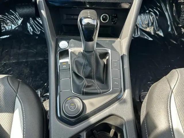 2026 Volkswagen Taos SEL