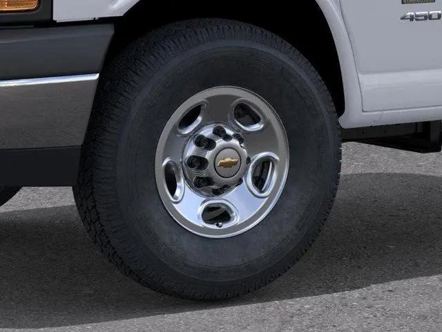 2025 Chevrolet Express Cutaway Work Van