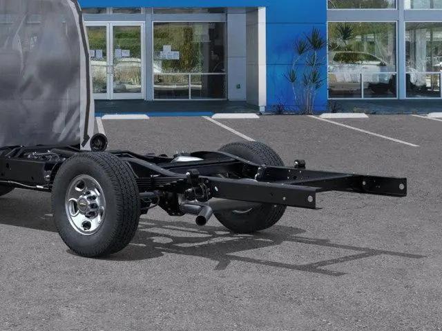 2025 Chevrolet Express Cutaway Work Van