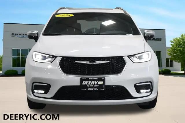 2026 Chrysler Pacifica Pinnacle