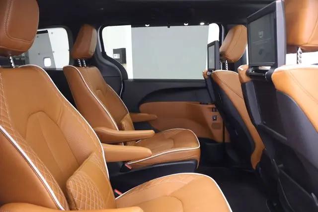 2026 Chrysler Pacifica Pinnacle