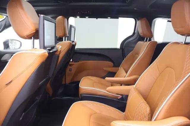 2026 Chrysler Pacifica Pinnacle