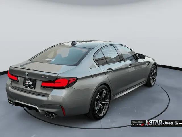 2022 BMW M5 Standard