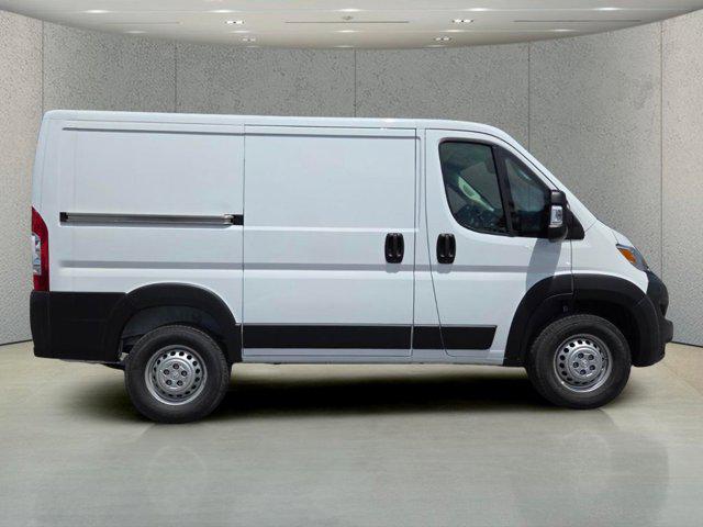 2026 Ram ProMaster Cargo Van Tradesman Low Roof 118" WB w/Pass Seat