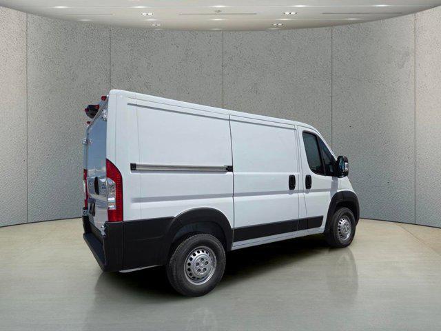 2026 Ram ProMaster Cargo Van Tradesman Low Roof 118" WB w/Pass Seat