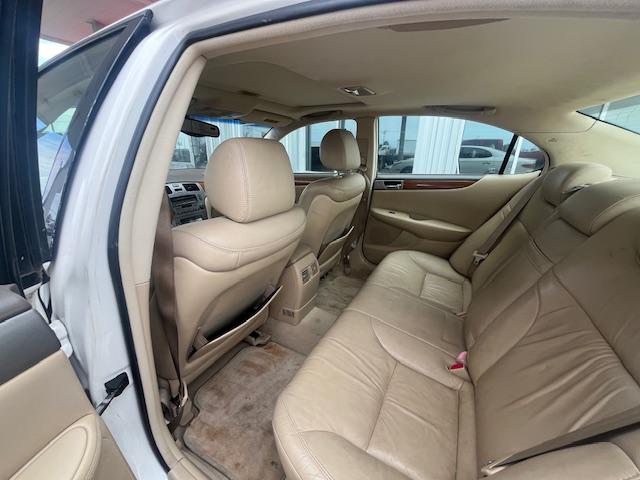 2005 Lexus ES 330 SEDAN