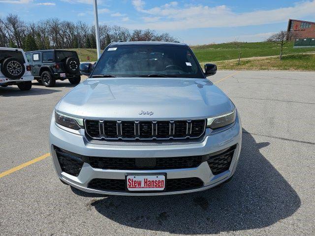 2026 Jeep Grand Cherokee Summit 4x4