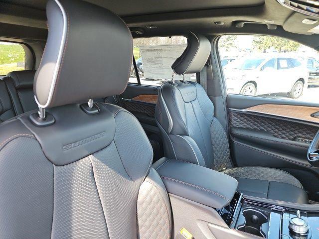 2026 Jeep Grand Cherokee Summit 4x4