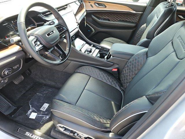 2026 Jeep Grand Cherokee Summit 4x4