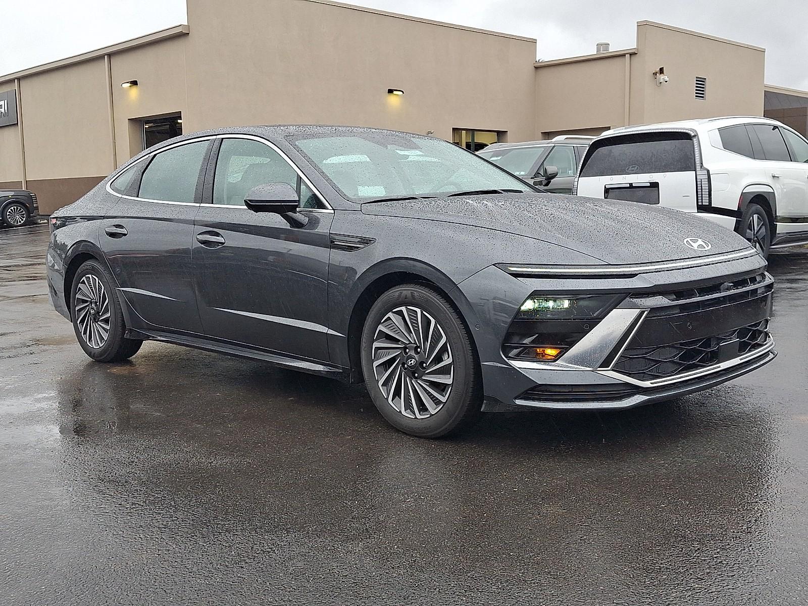 2026 Hyundai Sonata Hybrid Limited